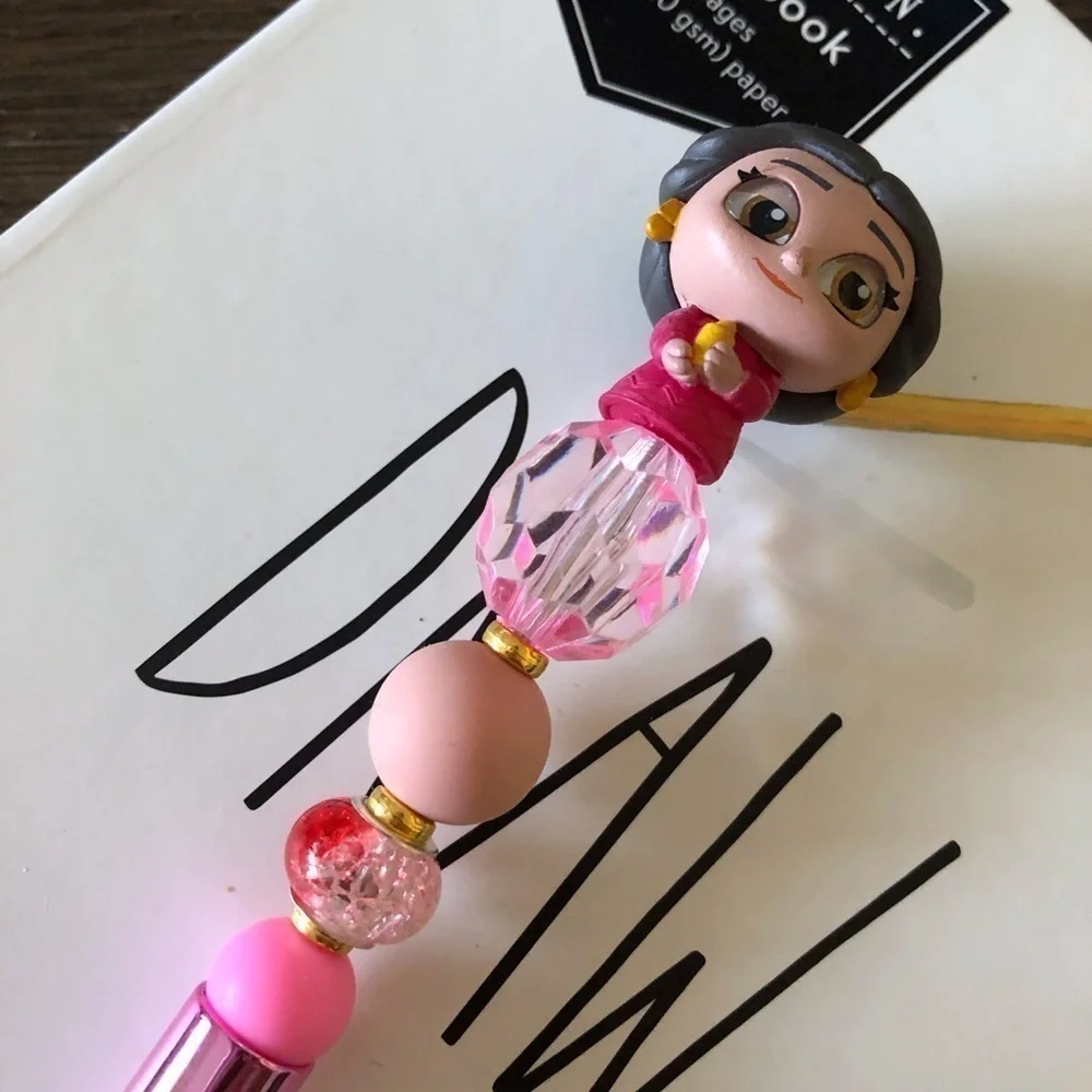 Disney Doorables: Encanto: Alma Madrigal handmade beaded pen